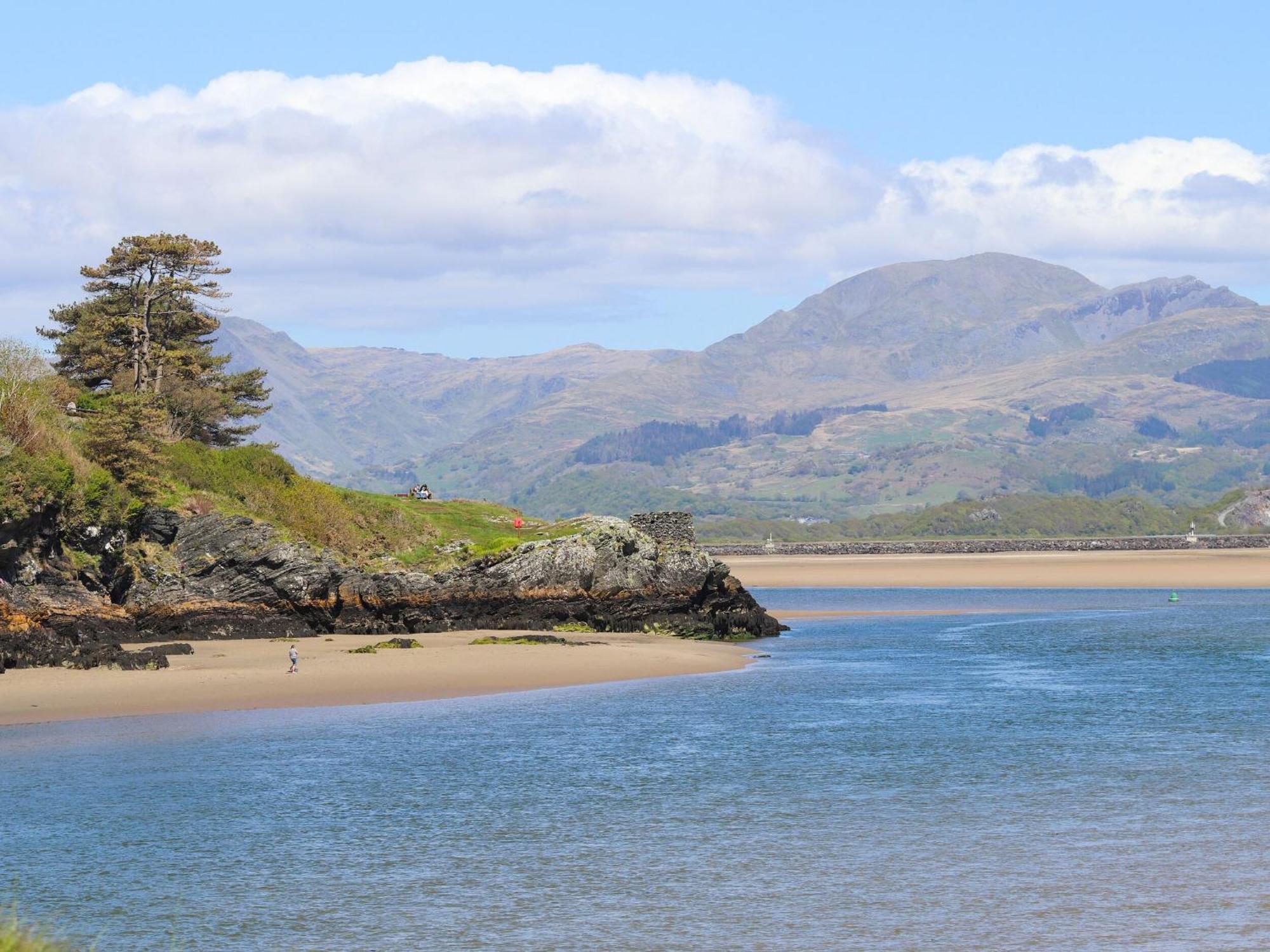 Sea View Apartment Porthmadog Luaran gambar
